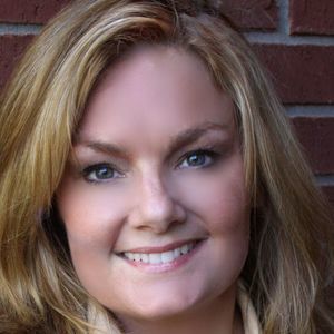 Meet your Posher, Angie